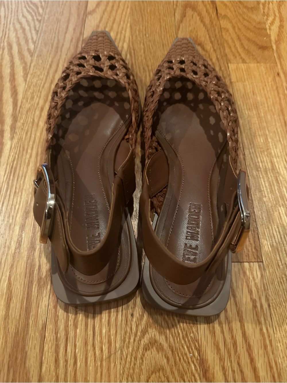 Steve Madden Brown Woven Pointed Slingback Mules - Picture 2 of 6